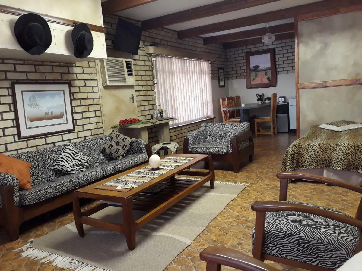 Plasie Two-bedroom Flat Apartment *